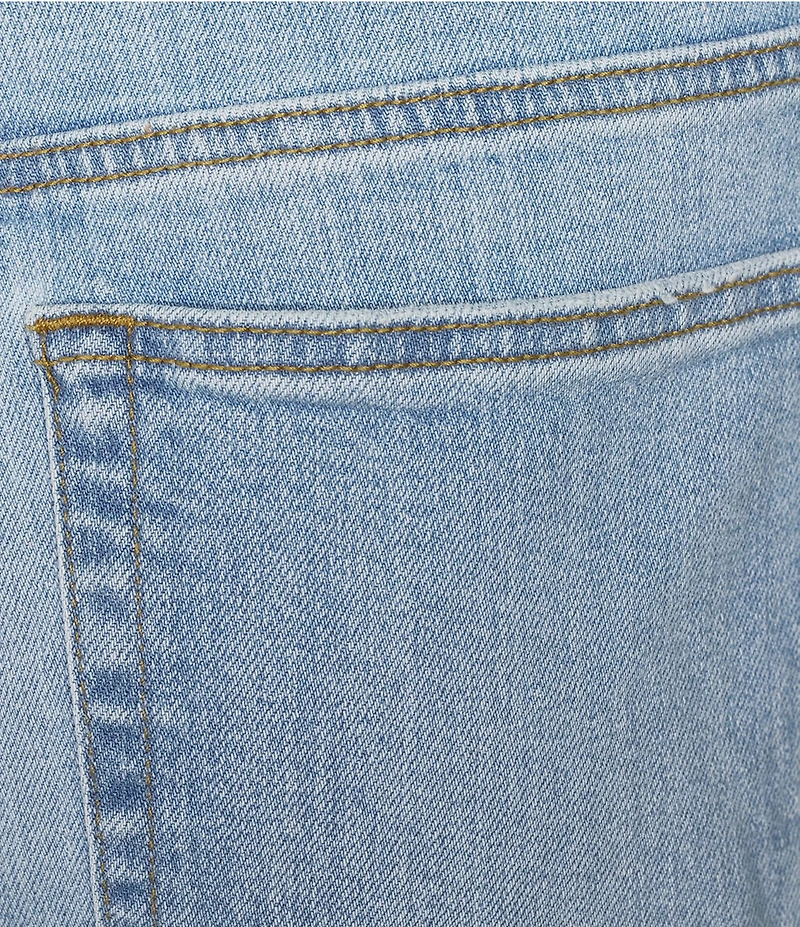 Cremieux Premium Denim Straight Light Wash Stretch Jeans