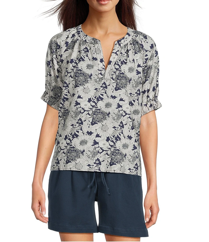 Current Air Daisy Floral Split Neck Elbow Sleeve Blouse