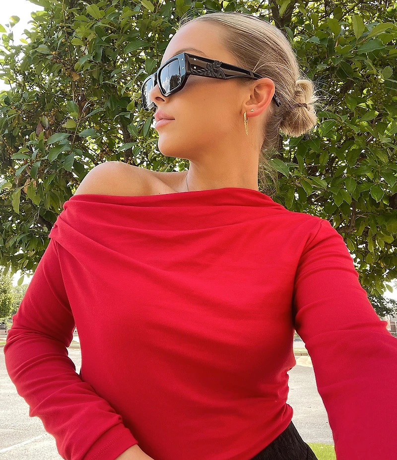 C&V Chelsea & Violet Long Sleeve Off-The-Shoulder Bodysuit