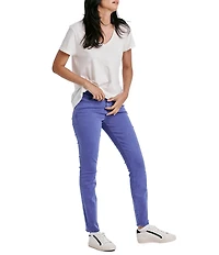 Dear John Madelyn V-Neck Short Sleeve Slim Fitting T-shirt