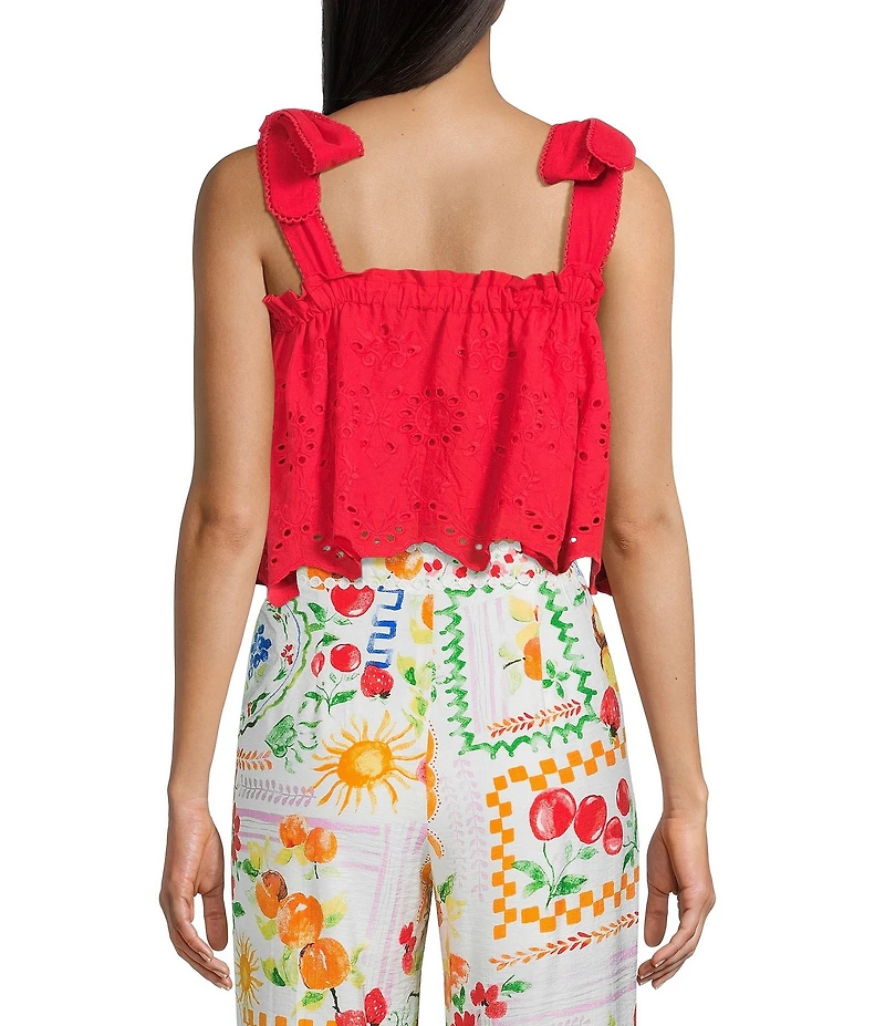 Dee Elly Eyelet Scallop Sleeveless Box Top