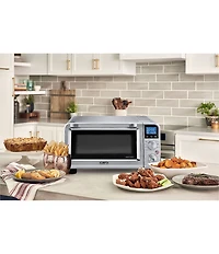 DeLonghi Livenza Compact Air Fryer Toaster Oven