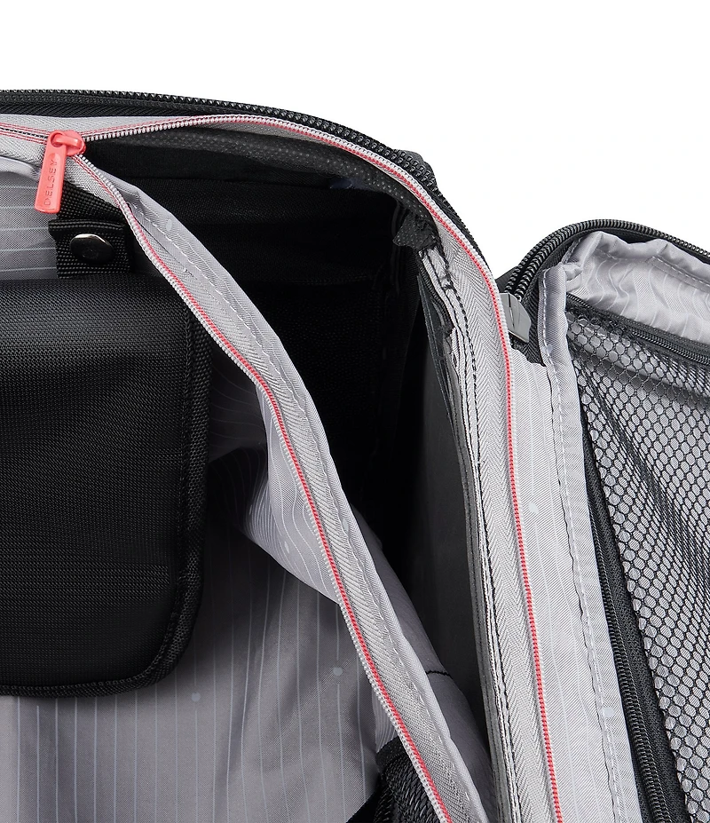 Delsey Paris Helium DLX Large Expandable Spinner