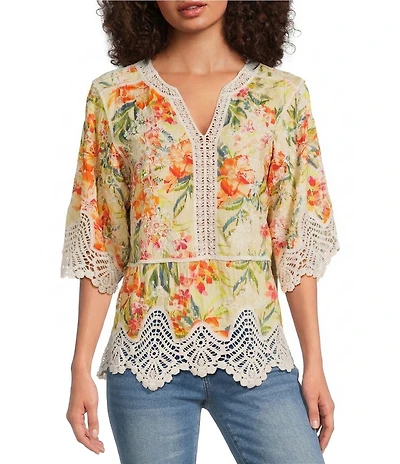 Democracy Floral V-Neck 3/4 Sleeve Crochet Peplum Top