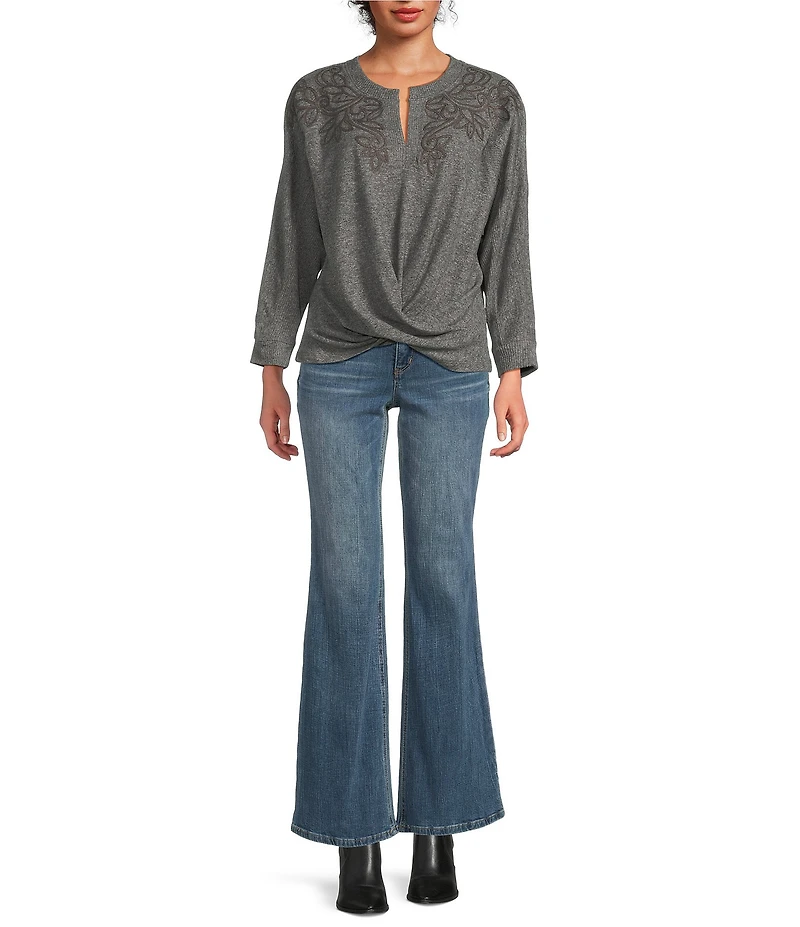 Democracy Mixed-Media Knit Split V-Neck 3/4 Sleeve Twist Front Hem Top