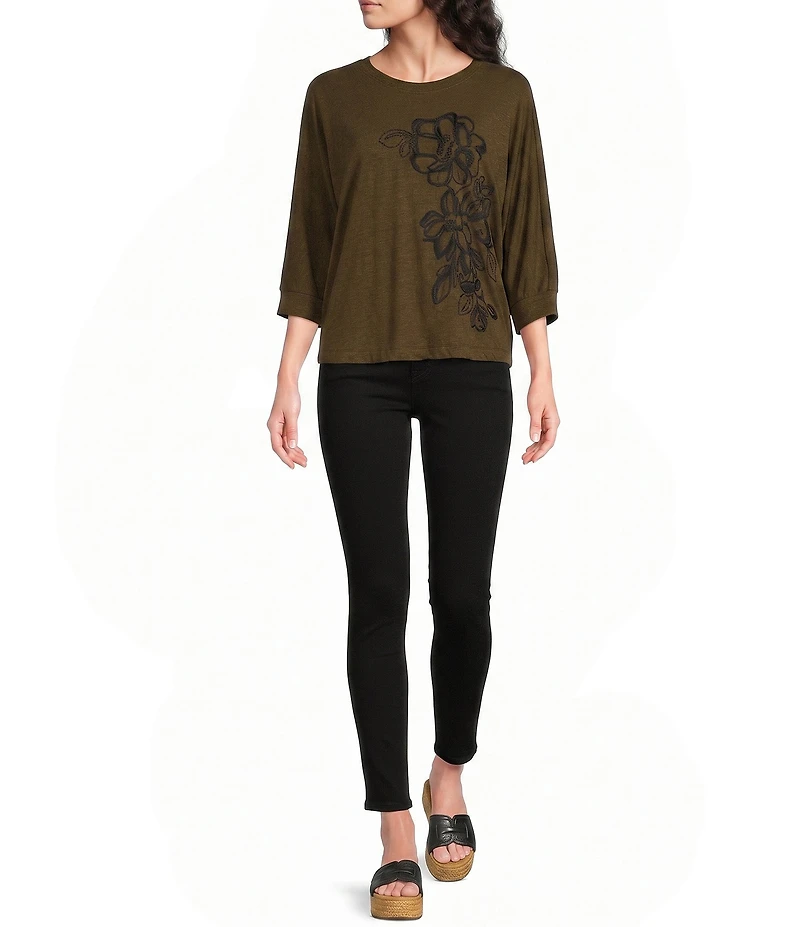 Democracy Petite Size Floral Embroidered Scoop Neck 3/4 Dolman Sleeve Top