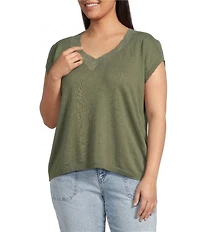 Democracy Plus Size Embroidered Lace V-Neck Short Split Sleeve Sweater Top