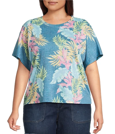 Democracy Plus Size Floral Placement Print Scalloped Crew Neck Short Dolman Sleeve Knit Top