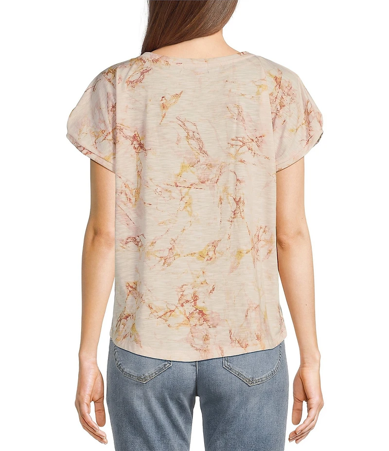 Democracy Petite Size Printed Scoop Neck Short Sleeve Twist Front Hem Knit Top