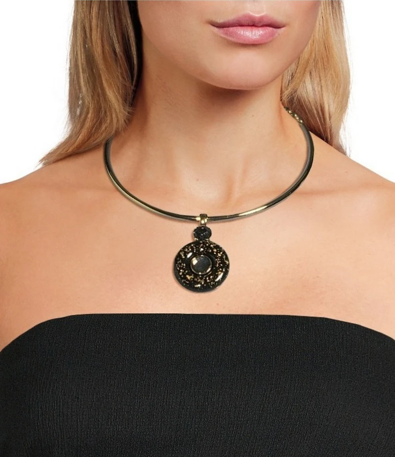 Dillard's Jet Gold Flake Round Pendant Collar Necklace