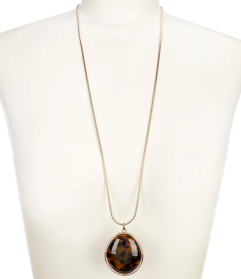 Dillard's Tortoise Cab Long Pendant Necklace