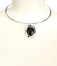 Dillard's Resin Oval Pendant Wire Collar Necklace