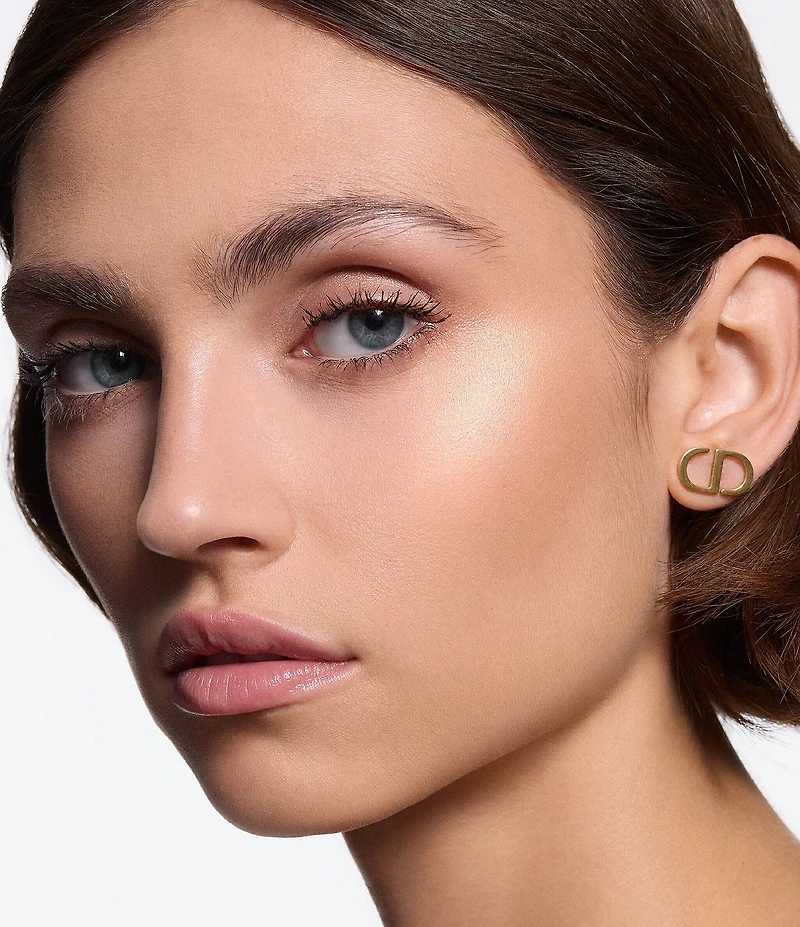 Dior Dior Forever Glow Luminizer Highlighter