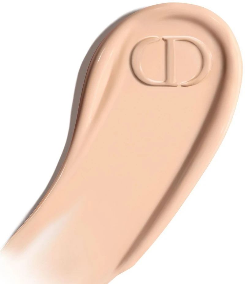 Dior Forever Skin Wear Blurring Natural Matte Foundation 24 Hour Ultra Wear SPF 20