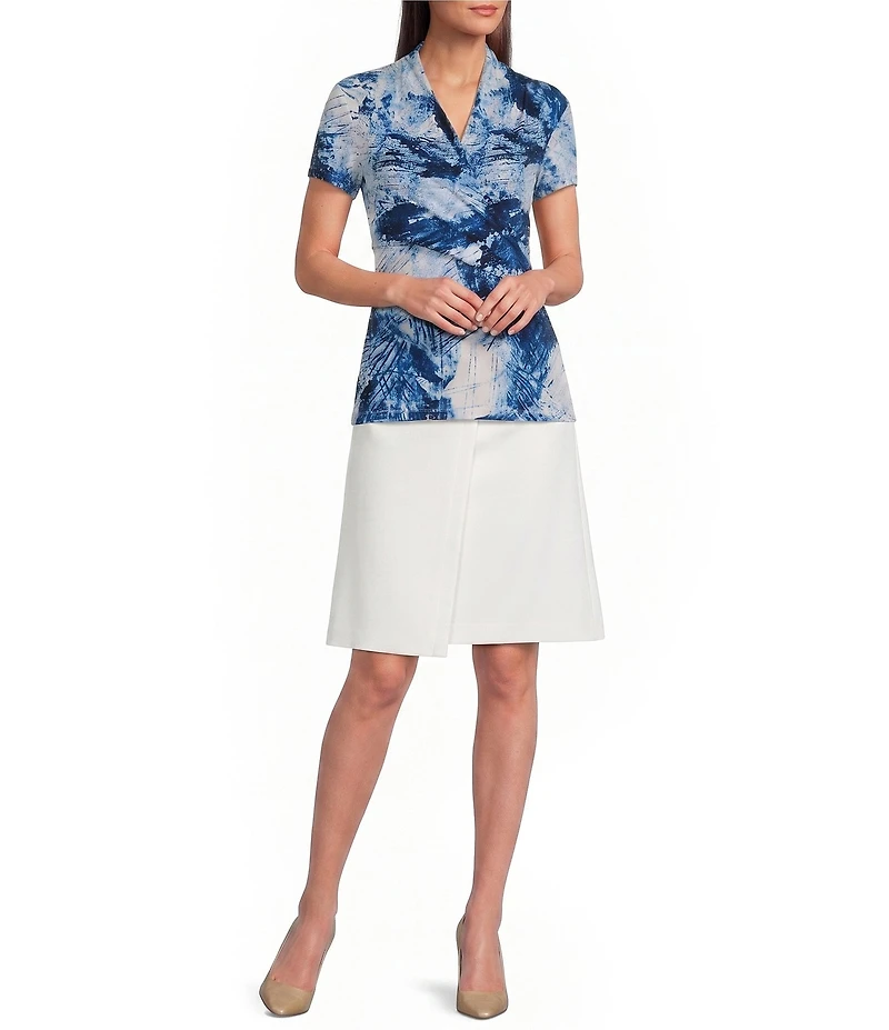 DKNY by Donna Karan Knit Jersey Printed V-Neck Side Ruched Short Sleeve Top