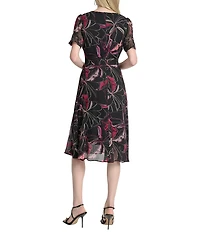 DKNY by Donna Karan Short Sleeve Printed Fit and Flare Midi Dress