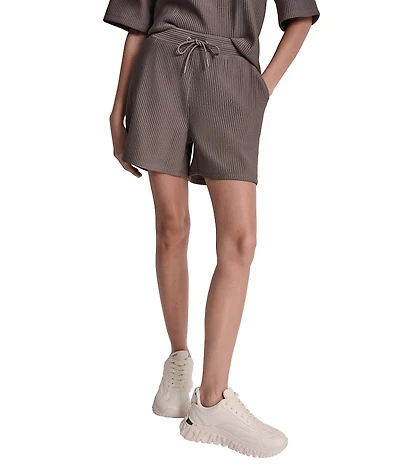 DKNY Sport by Donna Karan Coordinating Tech Ottoman Mid-Rise 4#double; Shorts