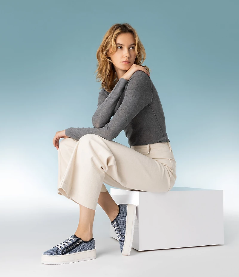 Donald Pliner Fatimah Textured Zipper Lace Up Platform Sneakers