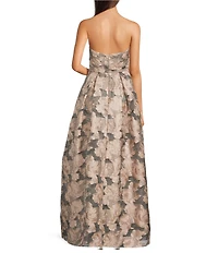 Donna Karan Sleeveless Sweetheart Neck Metallic Floral Jacquard Long Gown