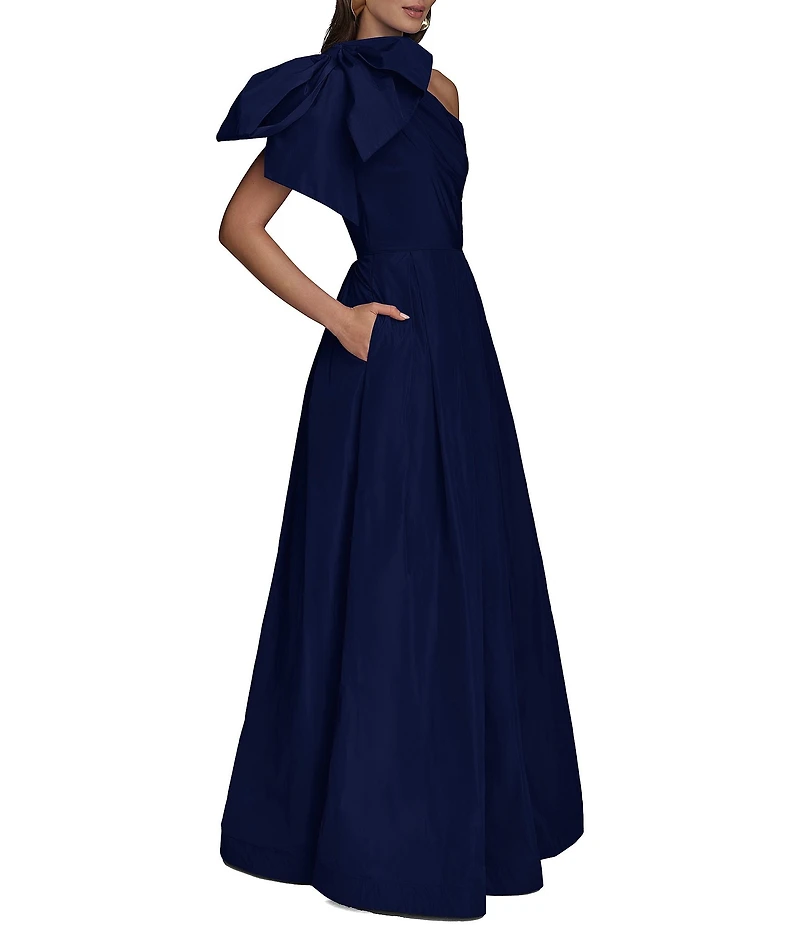 Donna Karan Taffeta Bow One Shoulder Sleeveless Ballgown