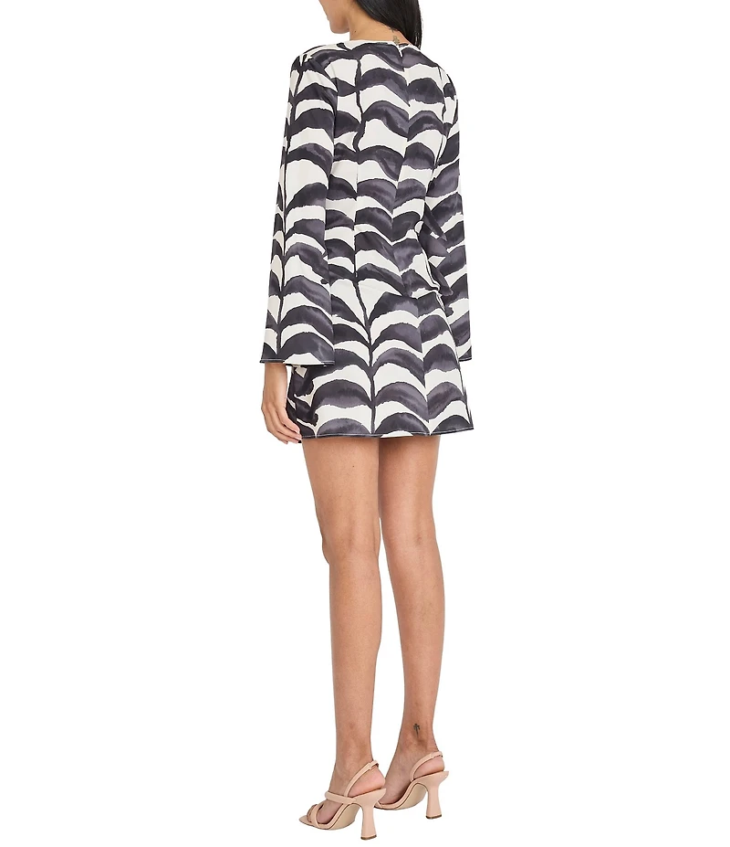 Donna Morgan Printed Crepe Long Sleeve Mini Dress