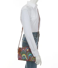 Dooney & Bourke Robin Crossbody Bag