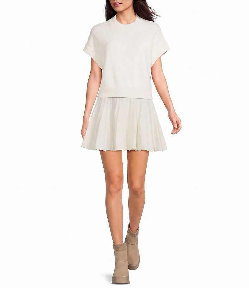 Double Zero Short Sleeve Turtleneck Cropped Sweater