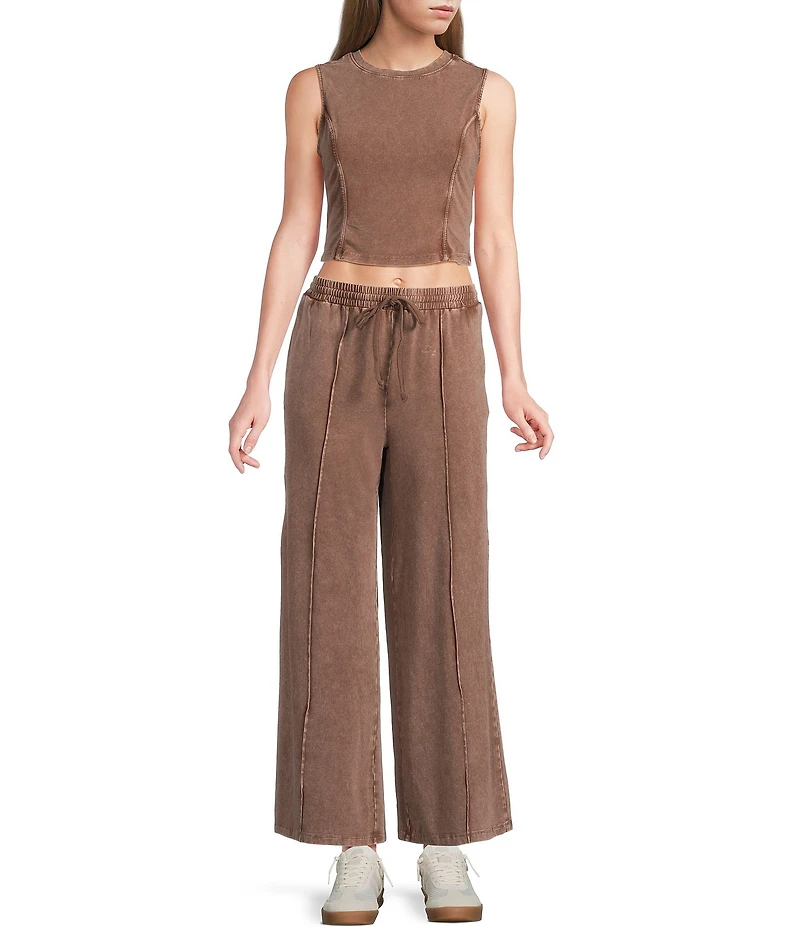 Double Zero Sleeveless Coordinating Crop Seamed Top