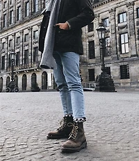 Dr. Martens Men's 1460 Classic Leather Family Matching Combat Boots