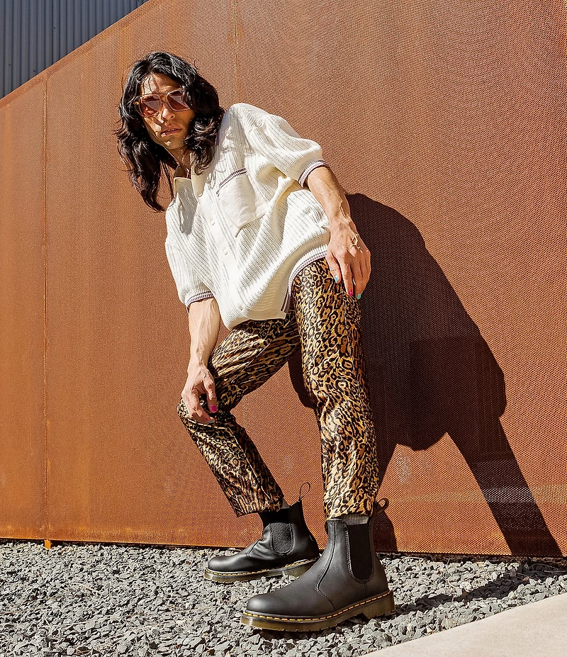 Dr. Martens Men's 2976 Leather Family Matching Chelsea Boots