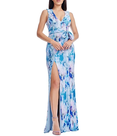 Dress the Population Sandra V-Neck Sleeveless Floral Printed Chiffon Front Slit Sheath Gown