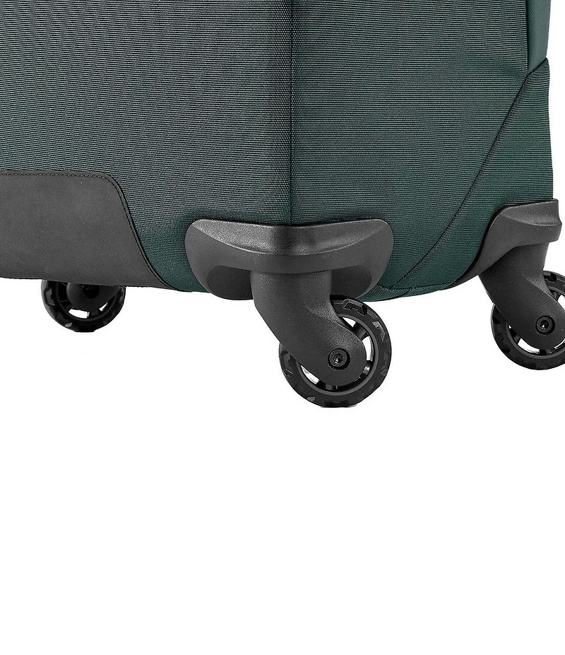 Eagle Creek Tarmac XE 4-Wheeled 26#double; Spinner