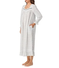 Eileen West Long Sleeve Sweetheart Neck Lace Mistletoe Print Woven Ballet Holiday Nightgown