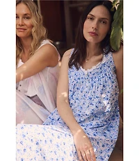 Eileen West Petite Hydrangea Print Sleeveless Sweetheart Neck Cotton Woven Lawn Ballet Nightgown