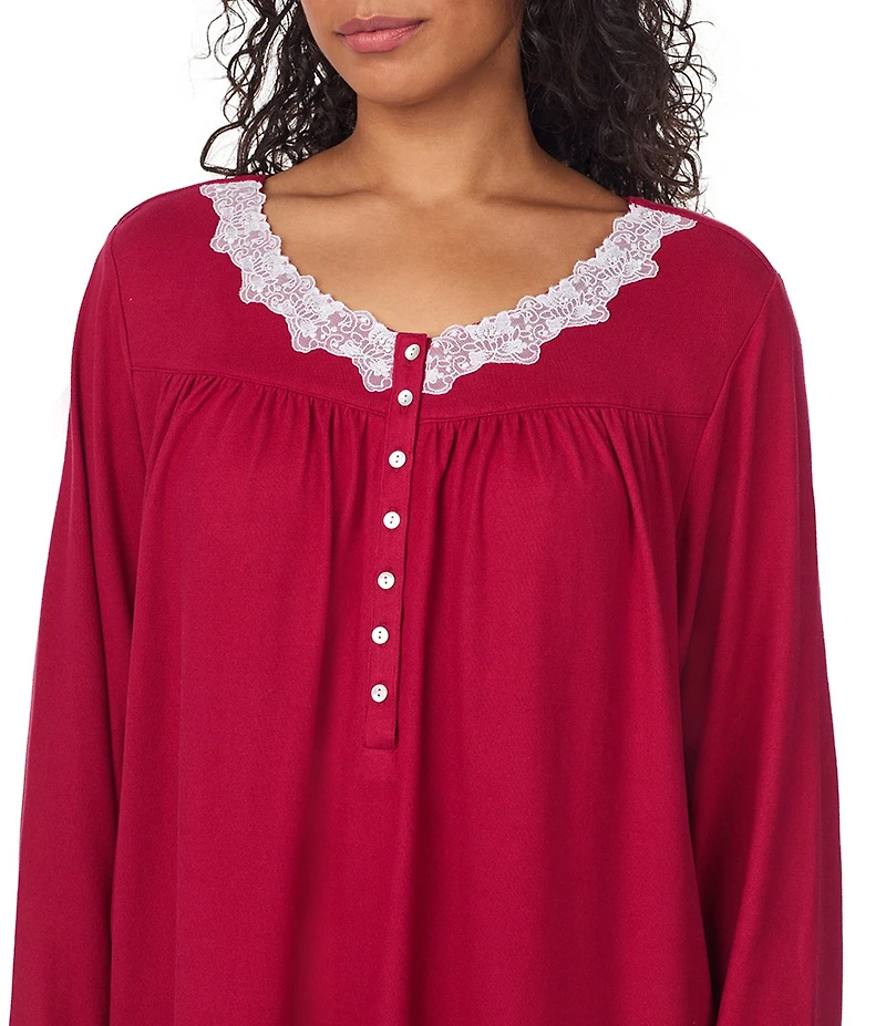 Eileen West Plus Size Solid Sweater Knit Long Sleeve V-Neck Short Nightgown