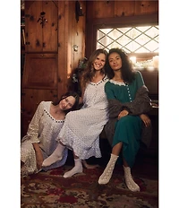 Eileen West Sleeveless Sweetheart Neck Woven Mistletoe Holiday Ballet Nightgown