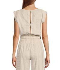 ELAN Coordinating Metallic Arrow Print Crew Neck Cap Sleeve Banded Cropped Top