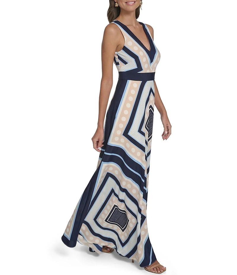 Eliza J Petite Size V-Neck Sleeveless Maxi Dress