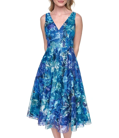 Eliza J Printed Sleeveless V Neck Fit and Flare Knee Length Dress
