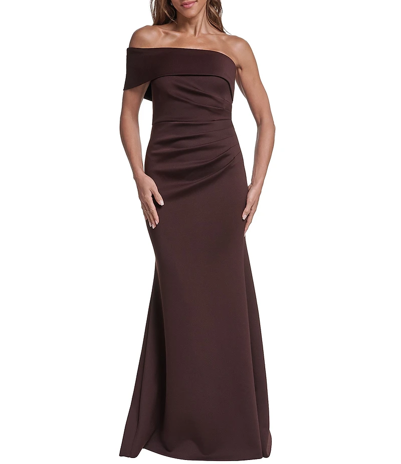 Eliza J Stretch Off-the-Shoulder Sleeveless Gown