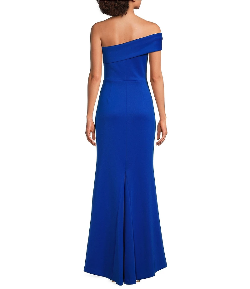 Eliza J Stretch Off-the-Shoulder Sleeveless Gown