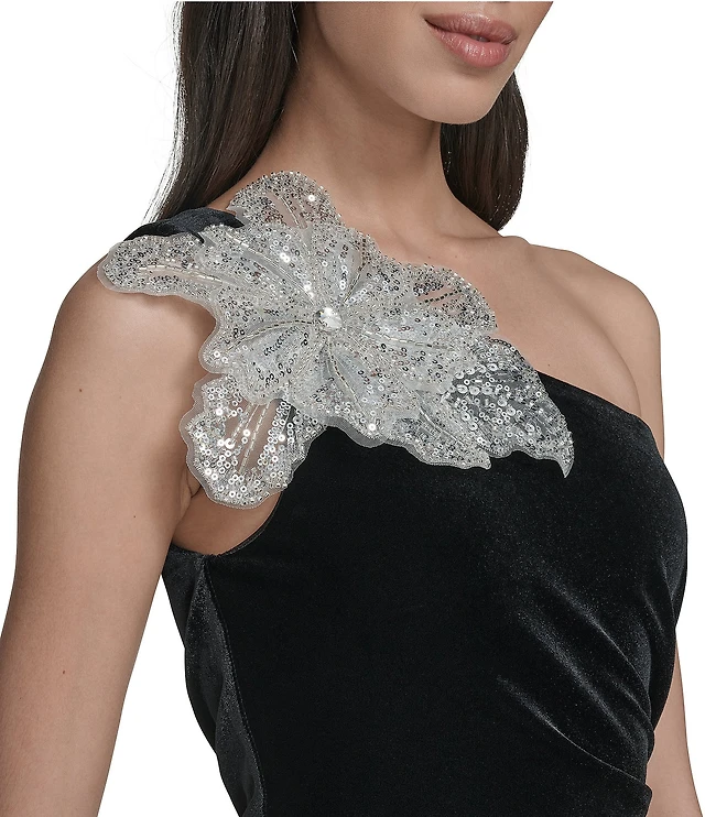 Eliza J Velvet One Shoulder Side Tuck 3D Floral Applique Gown at