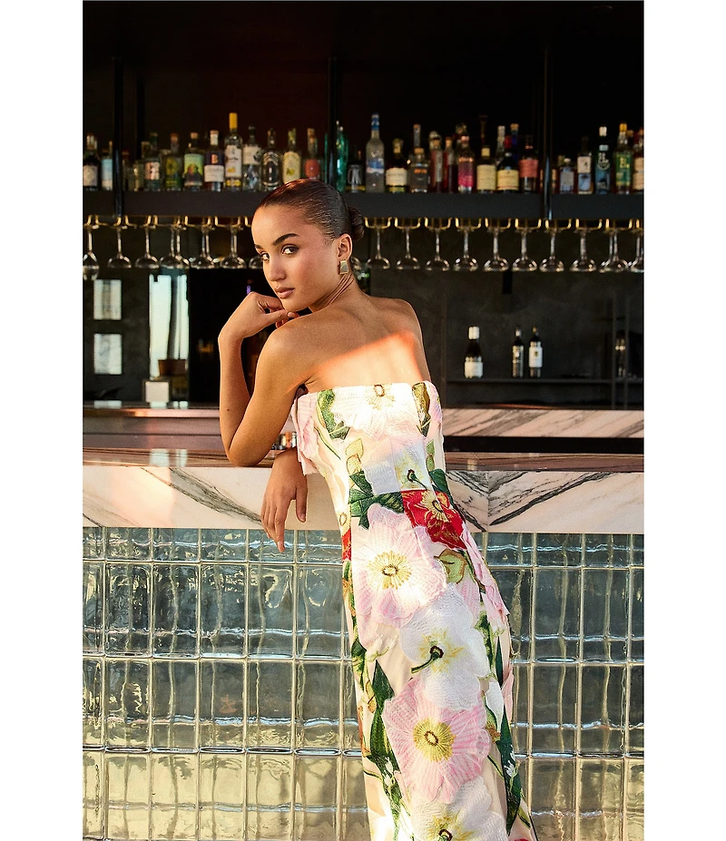 ELLIATT Solara Floral Strapless Midi Dress