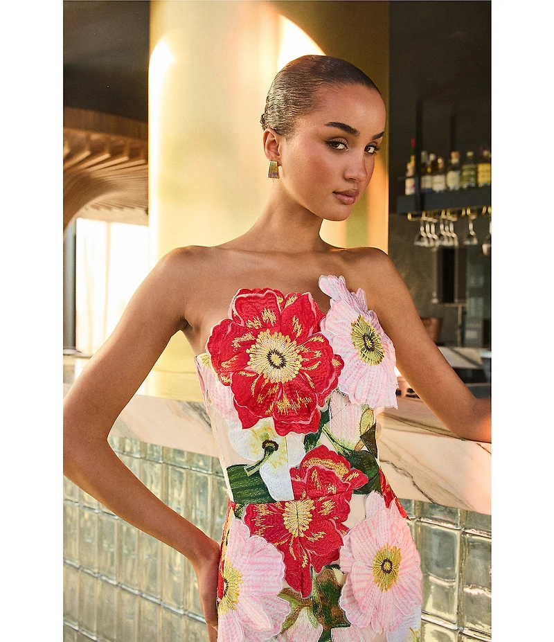 ELLIATT Solara Floral Strapless Midi Dress