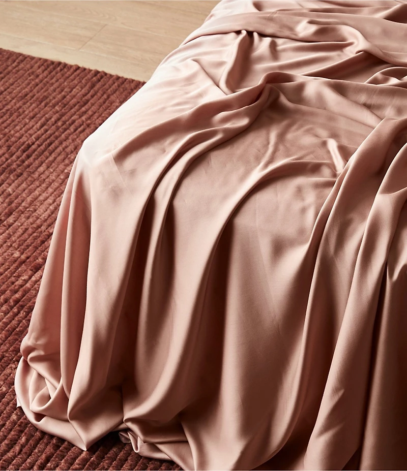 Ettitude Signature Sateen CleanBamboo™ Sheet Set