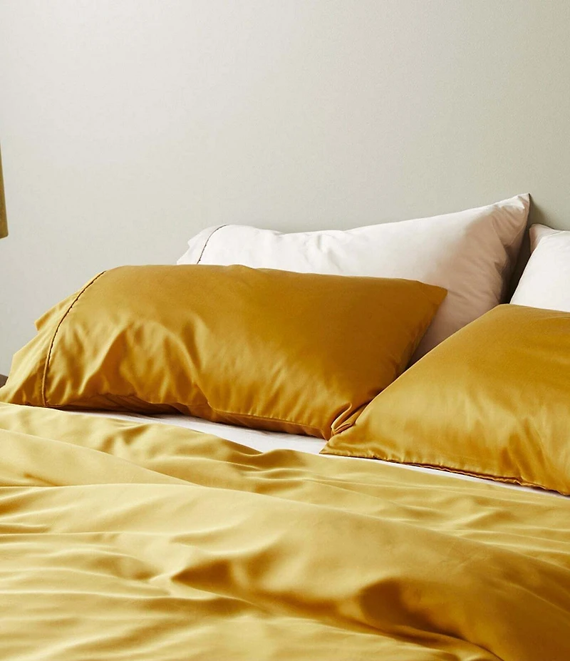 Ettitude Signature Sateen CleanBamboo™ Sheet Set
