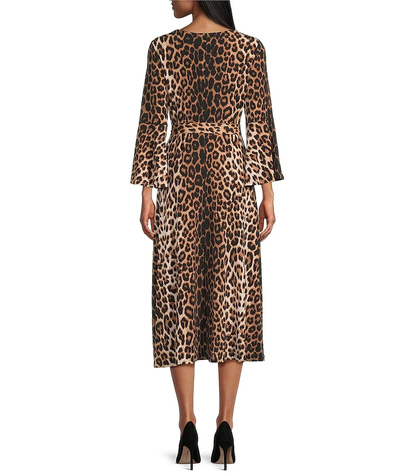 Eva Varro Turn Turn Cheetah Print V-Neck 3/4 Bell Sleeve A-Line Midi Dress
