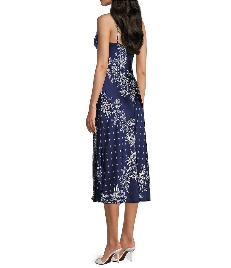 Evolutionary Bandana Printed V-Neck Side Slit Dress