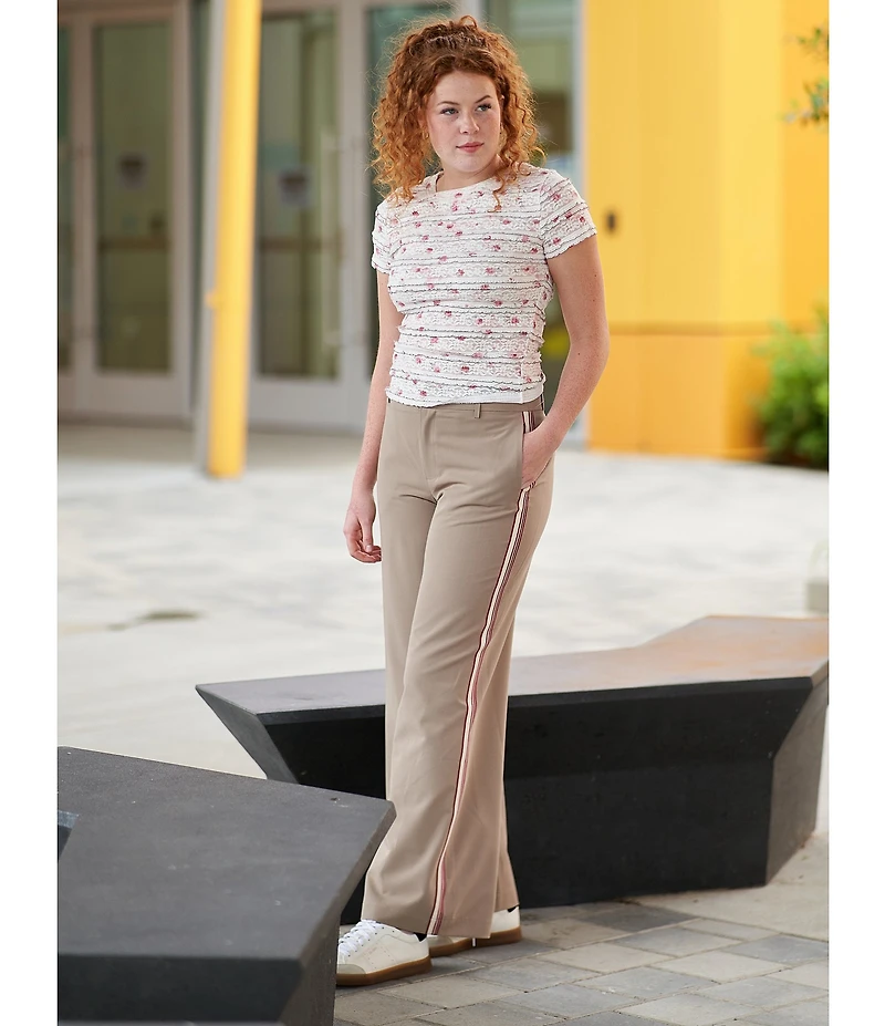 Evolutionary Lace Printed Short Sleeve Top