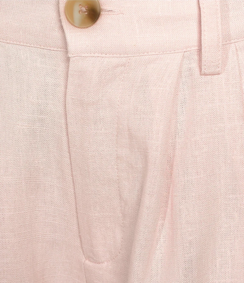Evolutionary Solid Pleated Mid Rise Shorts